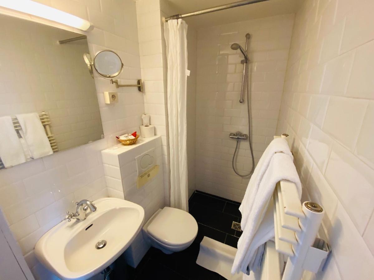Hotel Patritius Brugge Bagian luar foto