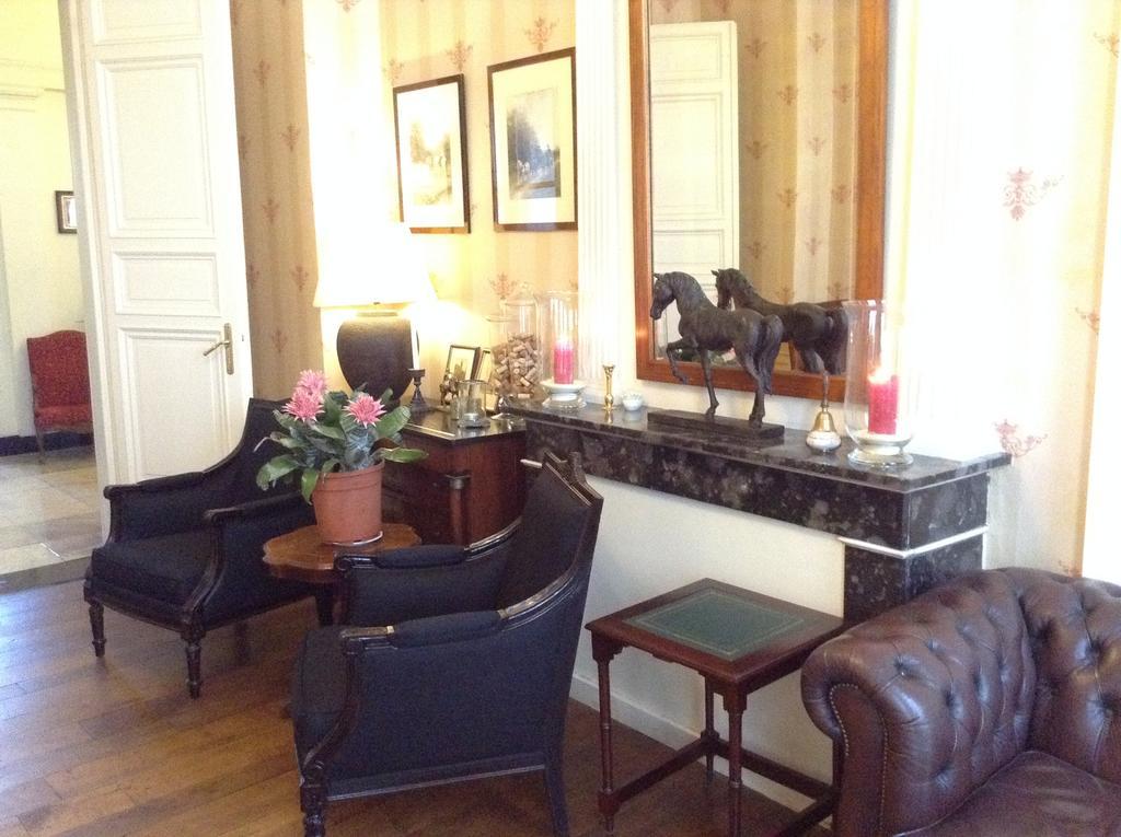 Hotel Patritius Brugge Bagian luar foto